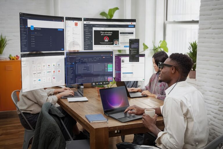 Spacetop Privacy 1 768x512