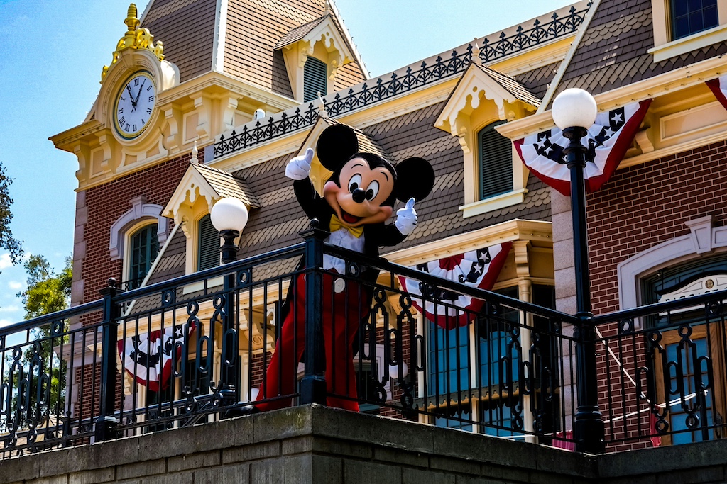 Disneyland rolls out facial recognition at entrance lanes, raising privacy concerns