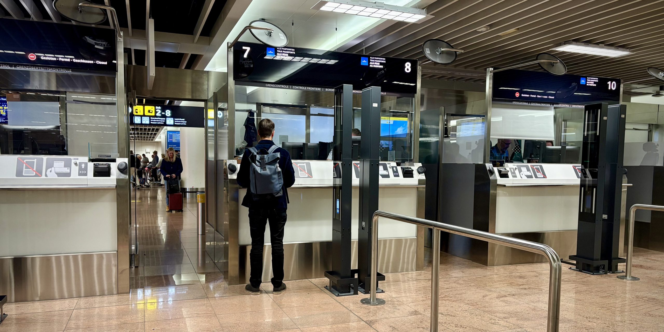 Brussels Airport to add extra border-control booths as EES queues persist